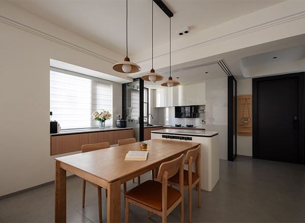 合生中央城-123㎡現(xiàn)代極簡(jiǎn)風(fēng)，三代同堂的溫馨實(shí)用家園