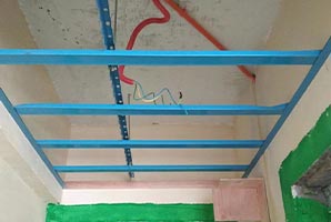 吊頂不到一個月就開始出現裂縫，竟然是因為這個？