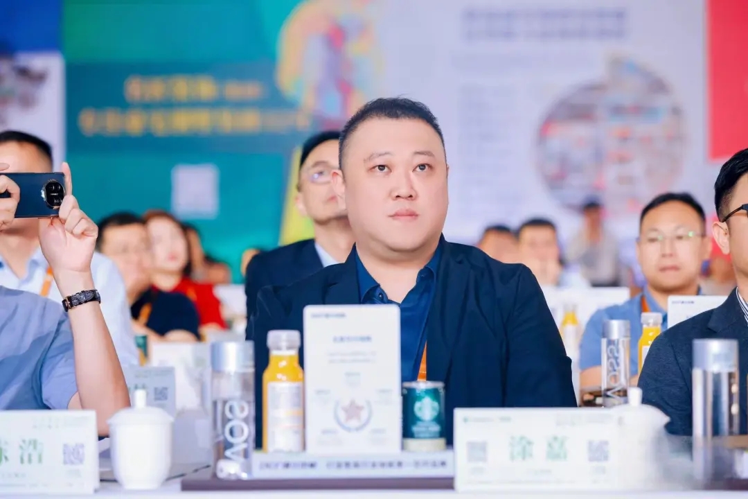 守正創(chuàng)新，向陽而生 | 九藝裝飾承辦2024年度家裝兩會(huì)在廣州盛大召開。